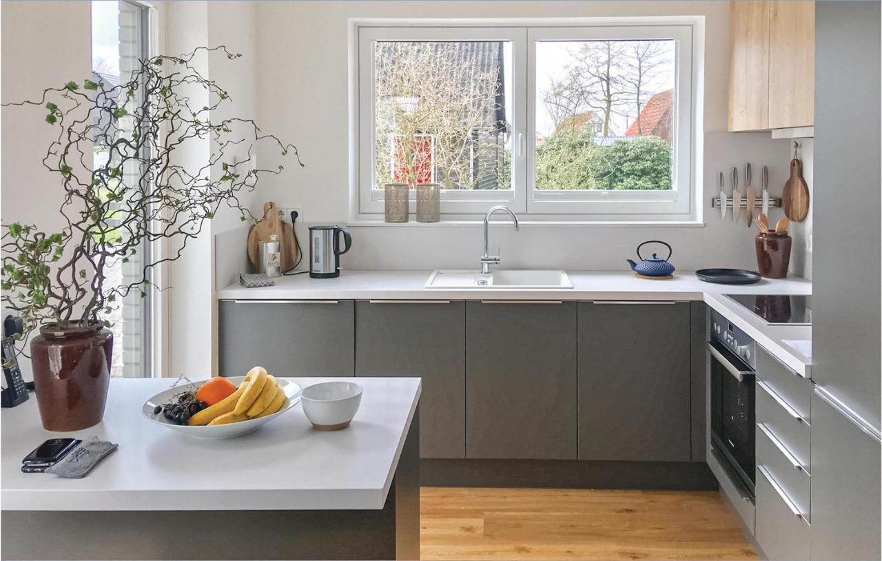 Awesome Home In Lembruch-Duemmer See With Kitchen Buitenkant foto